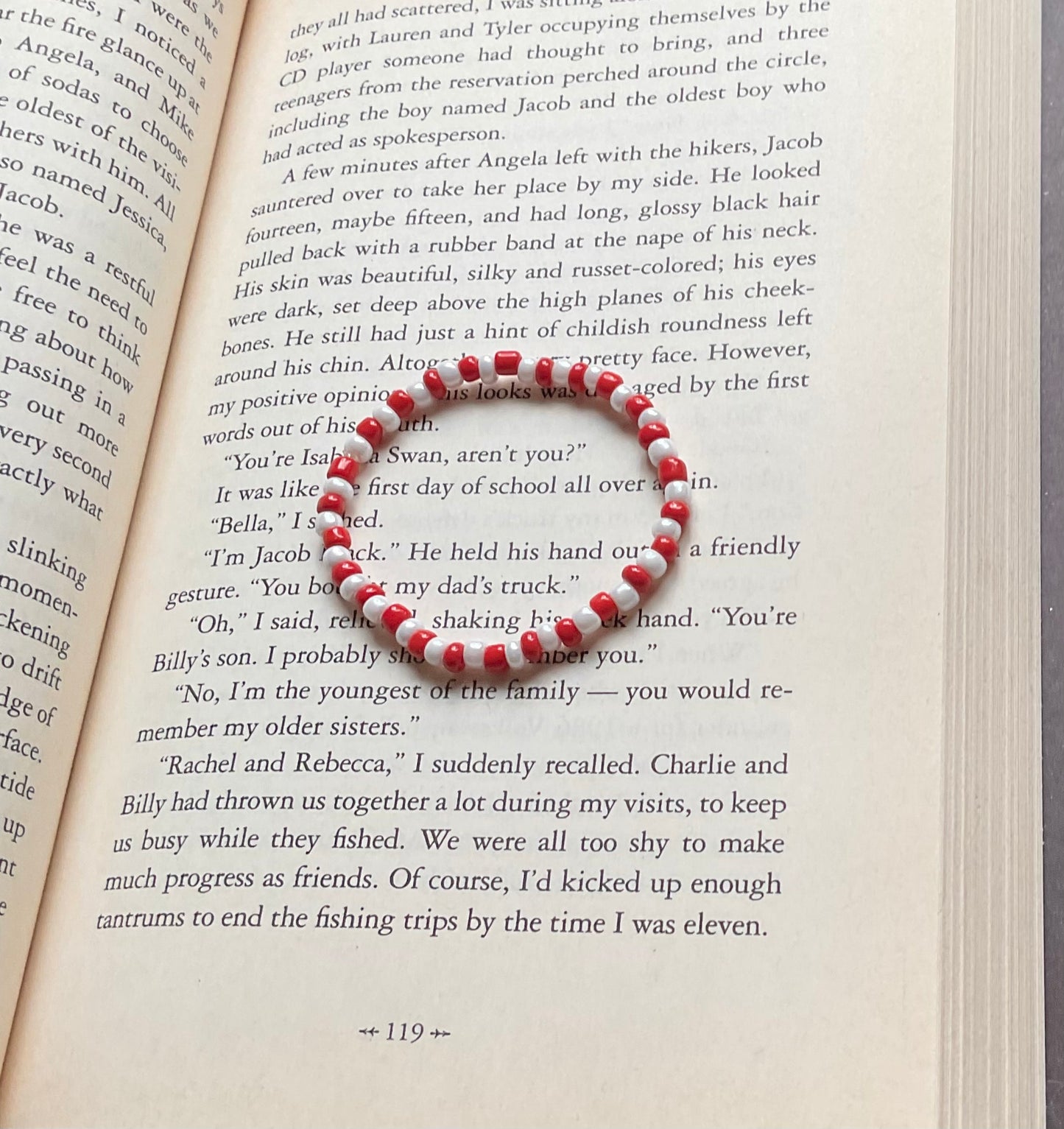 Red & White Seed Bead Bracelet